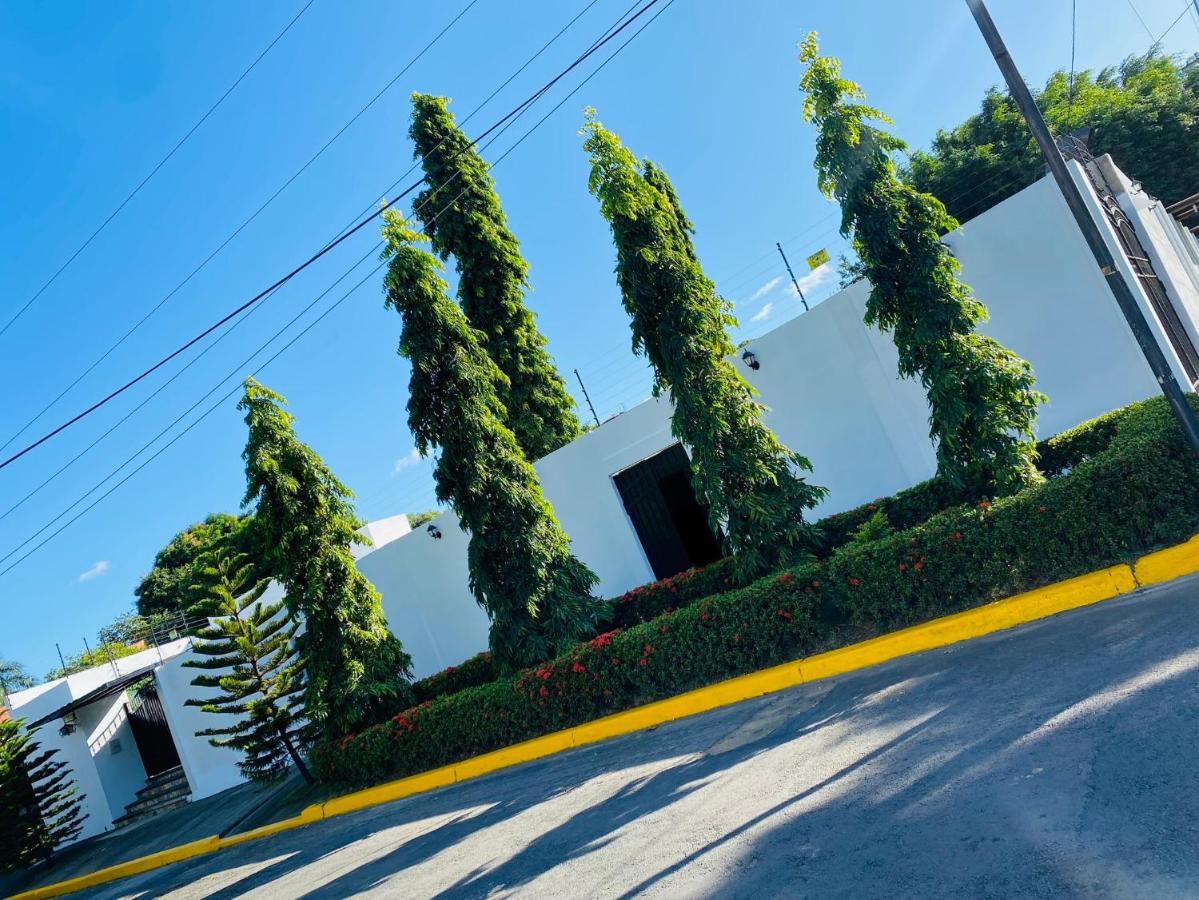 Casa San Juan Bed & Breakfast Managua Exterior photo