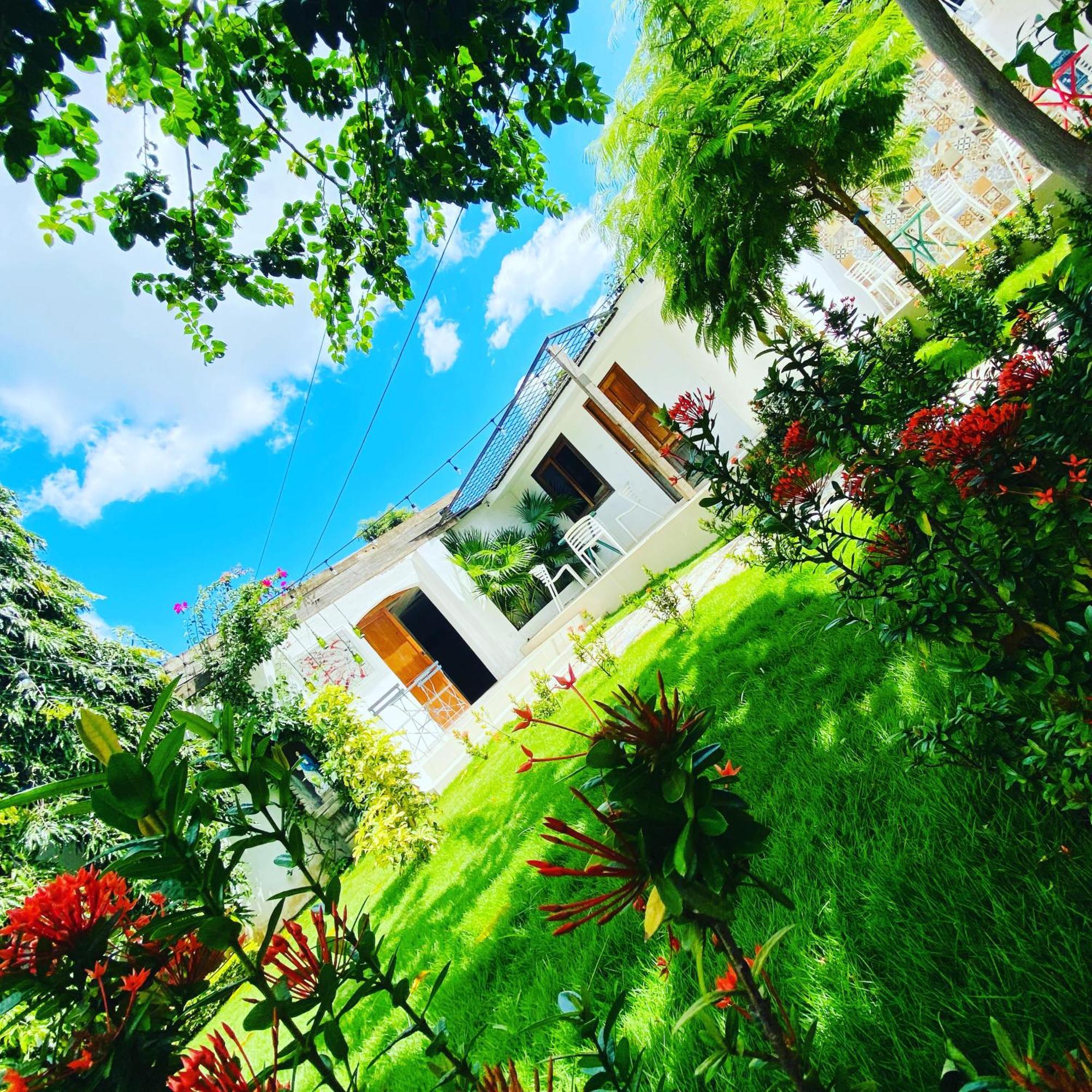 Casa San Juan Bed & Breakfast Managua Exterior photo